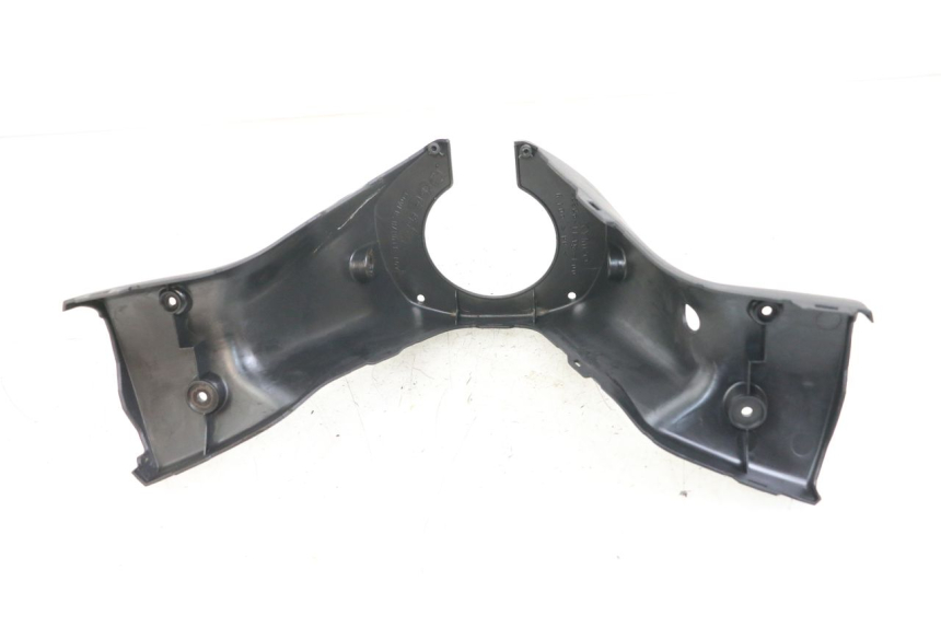 photo de OSŁONA KIEROWNICY TYLNA KYMCO DINK 4T 50 (2007 - 2018) - Szczegół części