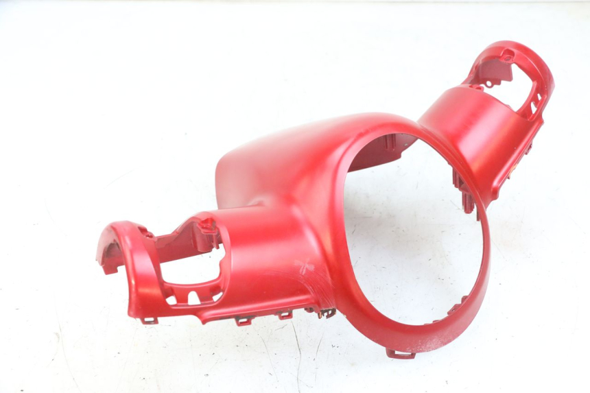 photo de OSŁONA TYLNEJ KIEROWNICY PEUGEOT DJANGO 4T 50 (2014 - 2019) - Widok z bliska