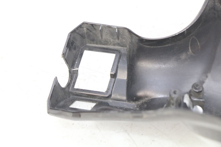 photo de OSŁONA TYLNEJ KIEROWNICY YAMAHA D'ELIGHT DELIGHT 115 (2013 - 2017) - Inny kąt widzenia