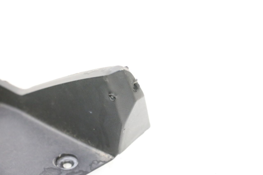 photo de OSŁONA TYLNEJ KIEROWNICY JM MOTORS F45i 4T 50 (2020 - 2023) - Zbliżenie techniczne