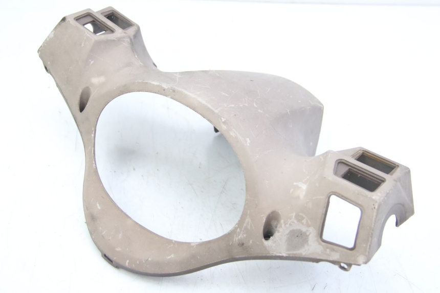 photo de OSŁONA TYLNEJ KIEROWNICY SYM FIDDLE 2 125 (2010 - 2013) - Zoom stanu zużycia