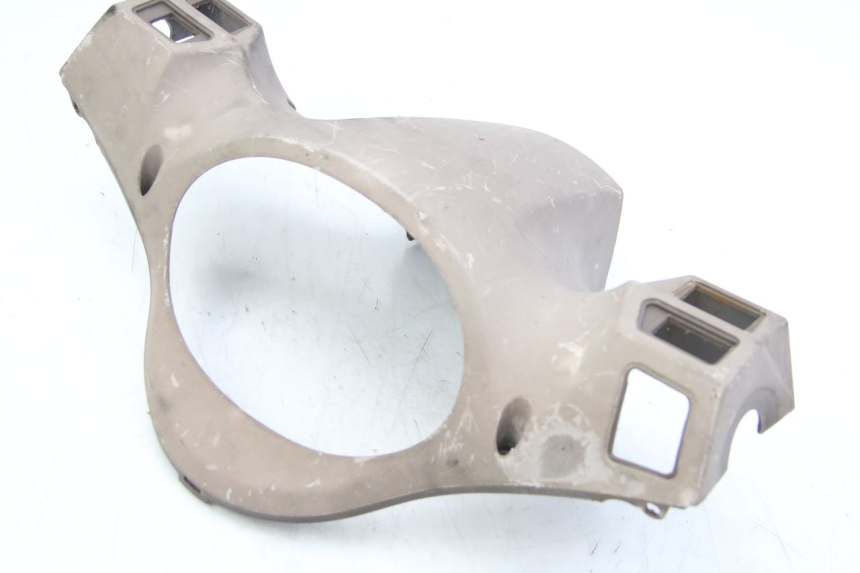 photo de OSŁONA TYLNEJ KIEROWNICY SYM FIDDLE 2 125 (2010 - 2013) - Inny kąt widzenia