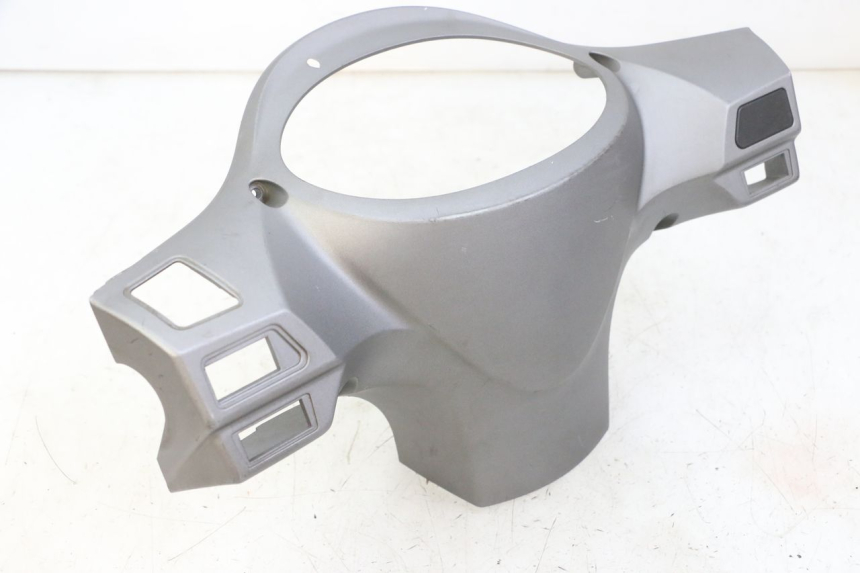 photo de OSŁONA TYLNEJ KIEROWNICY SYM FIDDLE 3 III 125 (2014 - 2020) - Widok z bliska