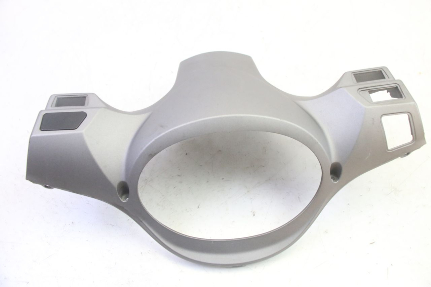 photo de OSŁONA TYLNEJ KIEROWNICY SYM FIDDLE 3 III 125 (2014 - 2020) - Zbliżenie techniczne