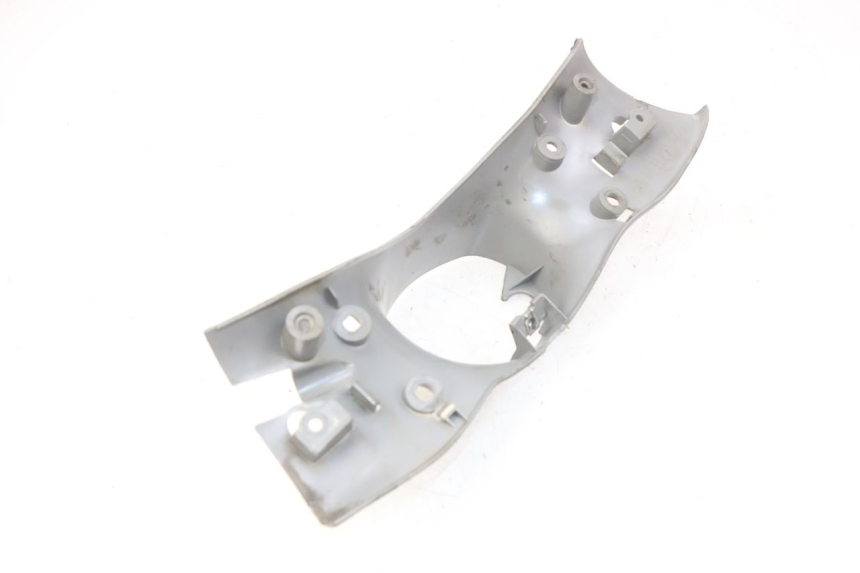 photo de OSŁONA TYLNEJ KIEROWNICY MBK FLIPPER 50 (2004 - 2012) - Zbliżenie techniczne