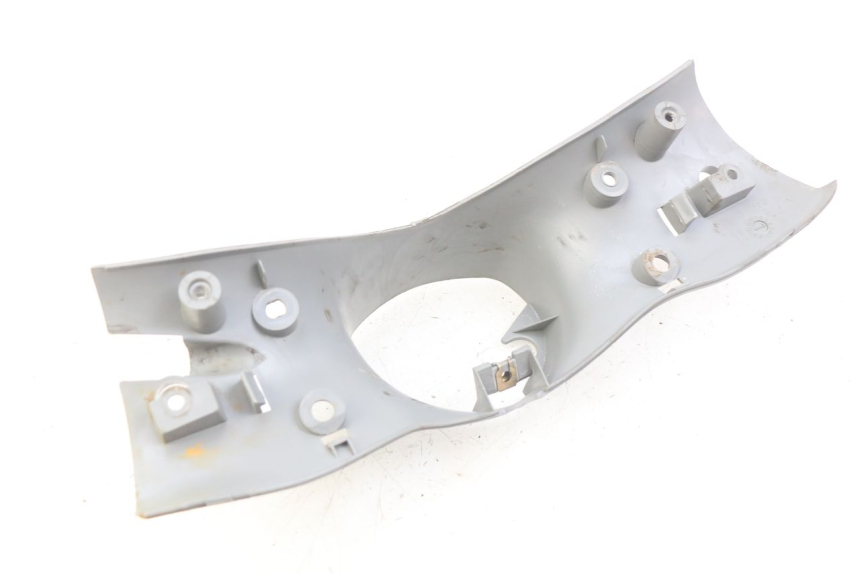 photo de OSŁONA TYLNEJ KIEROWNICY MBK FLIPPER 50 (2004 - 2012) - Zoom stanu zużycia