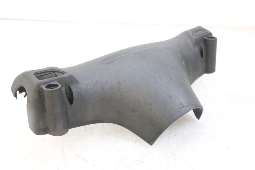 photo de OSŁONA TYLNEJ KIEROWNICY PIAGGIO FLY 2T 50 (2004 - 2017) - Szczegół części