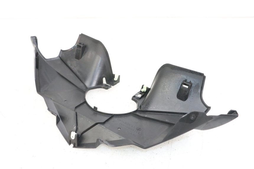 photo de OSŁONA KIEROWNICY TYLNA PEUGEOT GEOPOLIS RS 125 (2007 - 2009) - Inny kąt widzenia