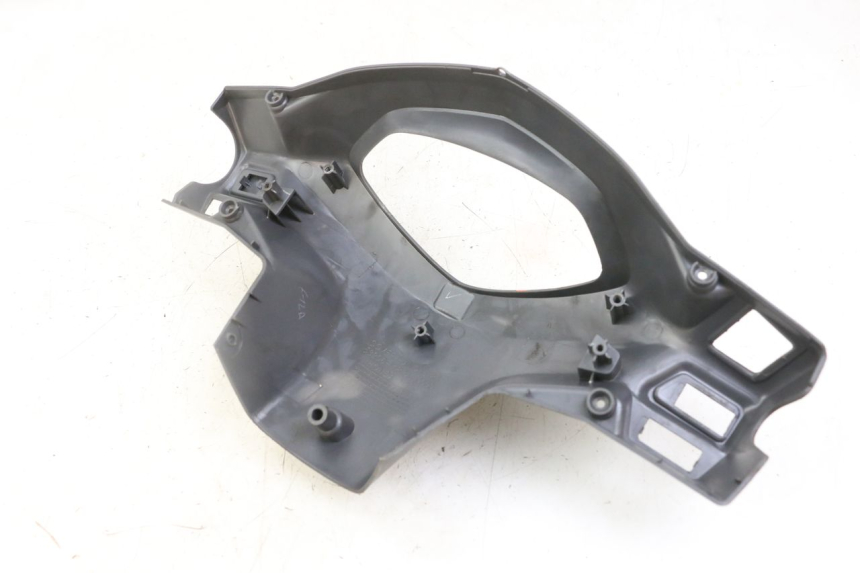 photo de OSŁONA TYLNEJ KIEROWNICY HONDA SCV LEAD 100 (2003 - 2007) - Szczegół części