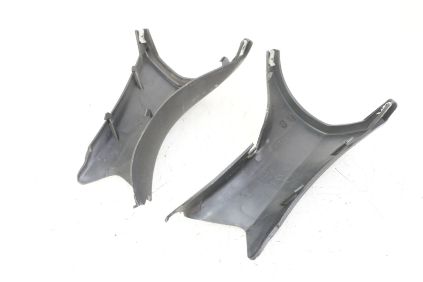 photo de OSŁONA TYLNEJ KIEROWNICY SYM JOYMAX 125 (2010 - 2017) - Widok ogólny