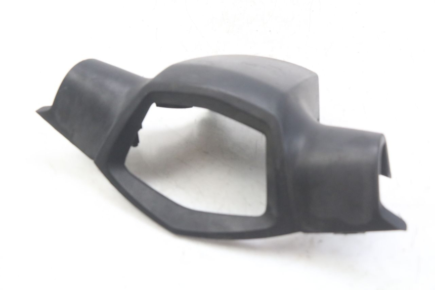 photo de OSŁONA KIEROWNICY TYLNA PEUGEOT KISBEE 2T 50 (2010 - 2017) - Inny kąt widzenia