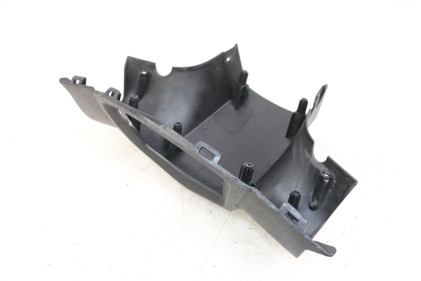 photo de OSŁONA TYLNEJ KIEROWNICY PEUGEOT KISBEE 2T 50 (2018 - 2022) - Zbliżenie techniczne