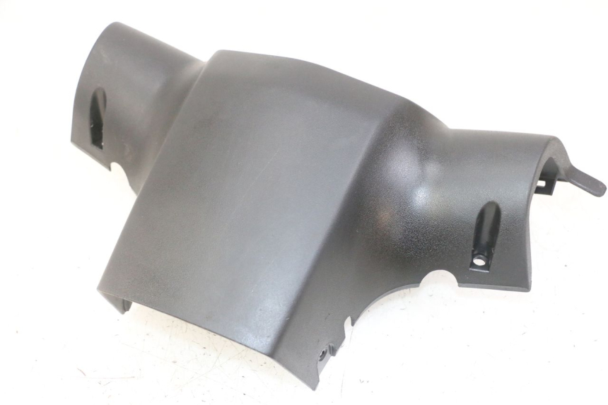 photo de OSŁONA TYLNEJ KIEROWNICY PEUGEOT KISBEE 2T 50 (2018 - 2022) - Inny kąt widzenia