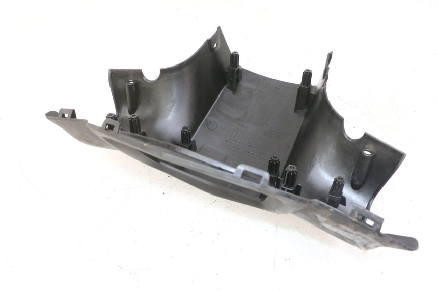 photo de OSŁONA TYLNEJ KIEROWNICY PEUGEOT KISBEE 2T 50 (2018 - 2022) - Zbliżenie techniczne