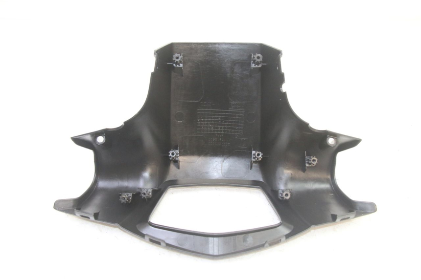 photo de OSŁONA KIEROWNICY TYLNA PEUGEOT KISBEE 2T 50 (2010 - 2017) - Zbliżenie techniczne