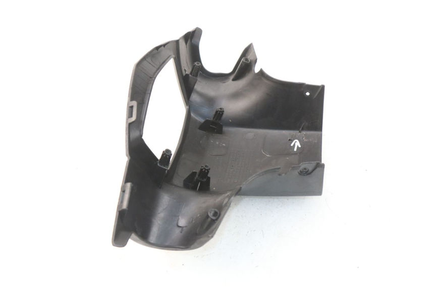 photo de OSŁONA TYLNEJ KIEROWNICY PEUGEOT KISBEE 4T 50 (2018 - 2022) - Zbliżenie techniczne