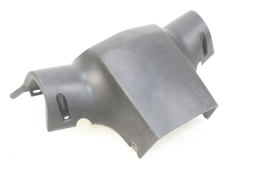 photo de OSŁONA TYLNEJ KIEROWNICY PEUGEOT KISBEE 4T 50 (2010 - 2017) - Zoom stanu zużycia