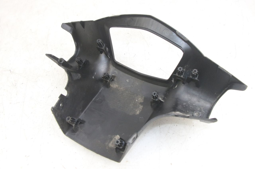 photo de OSŁONA TYLNEJ KIEROWNICY PEUGEOT KISBEE 4T 50 (2010 - 2017) - Widok ogólny