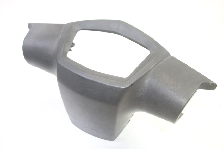 photo de OSŁONA TYLNEJ KIEROWNICY PEUGEOT KISBEE 4T 50 (2018 - 2022) - Szczegół części