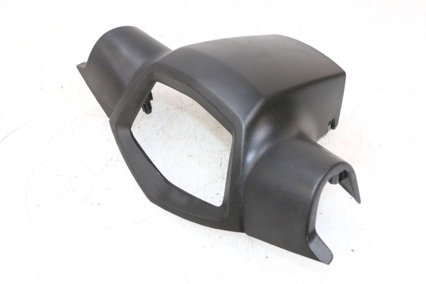 photo de OSŁONA TYLNEJ KIEROWNICY PEUGEOT KISBEE 4T 50 (2010 - 2017) - Zbliżenie techniczne