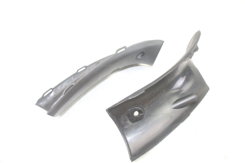 photo de OSŁONA TYLNEJ KIEROWNICY KYMCO GRAND DINK 125 (2008 - 2014) - Inny kąt widzenia