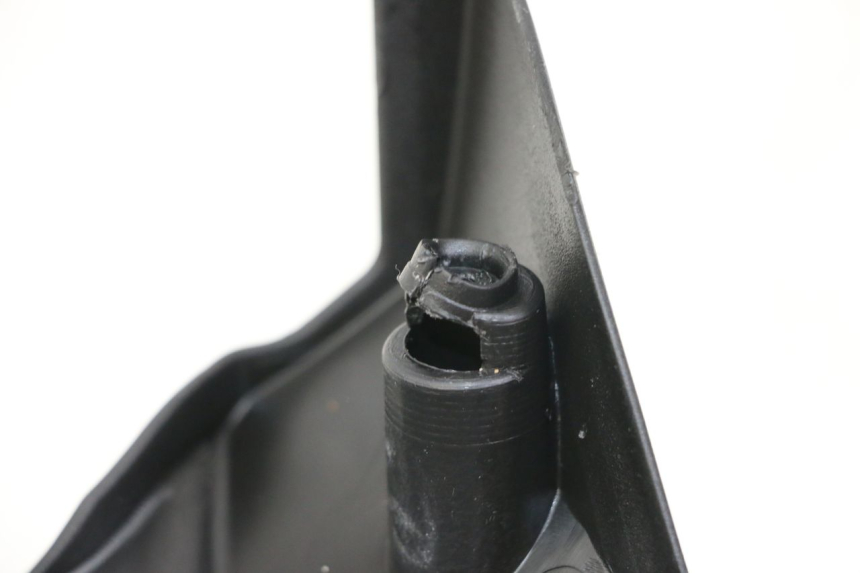 photo de OSŁONA TYLNEJ KIEROWNICY KYMCO XCITING 500 (2007 - 2010) - Punkty mocowania