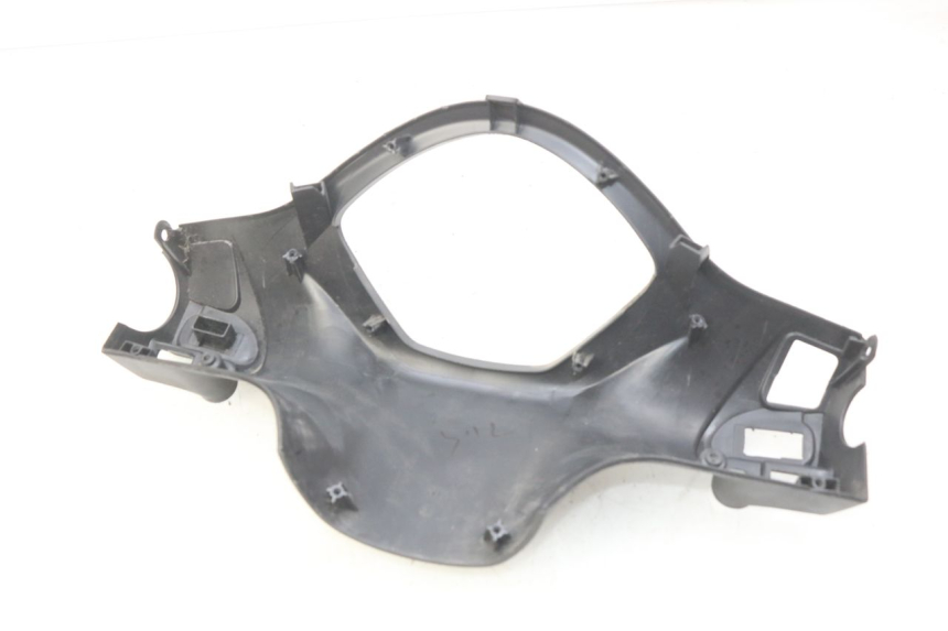 photo de OSŁONA TYLNEJ KIEROWNICY PIAGGIO LIBERTY IGET 4T 50 (2015 - 2020) - Zoom stanu zużycia