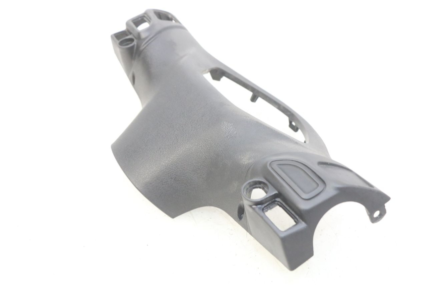 photo de OSŁONA TYLNEJ KIEROWNICY PIAGGIO LIBERTY IGET 4T 50 (2015 - 2020) - Inny kąt widzenia