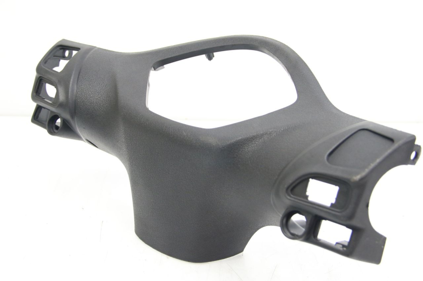 photo de OSŁONA TYLNEJ KIEROWNICY PIAGGIO LIBERTY IGET 4T 50 (2015 - 2020) - Szczegół części