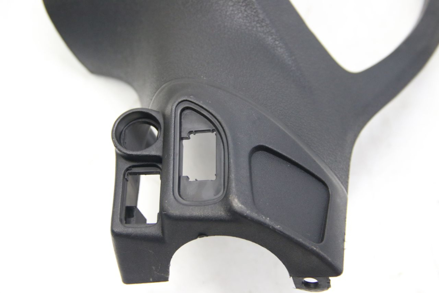 photo de OSŁONA TYLNEJ KIEROWNICY PIAGGIO LIBERTY IGET 4T 50 (2015 - 2020) - Inny kąt widzenia