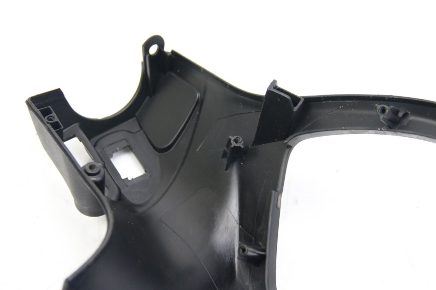 photo de OSŁONA TYLNEJ KIEROWNICY PIAGGIO LIBERTY IGET 4T 50 (2015 - 2020) - Część sprawdzona