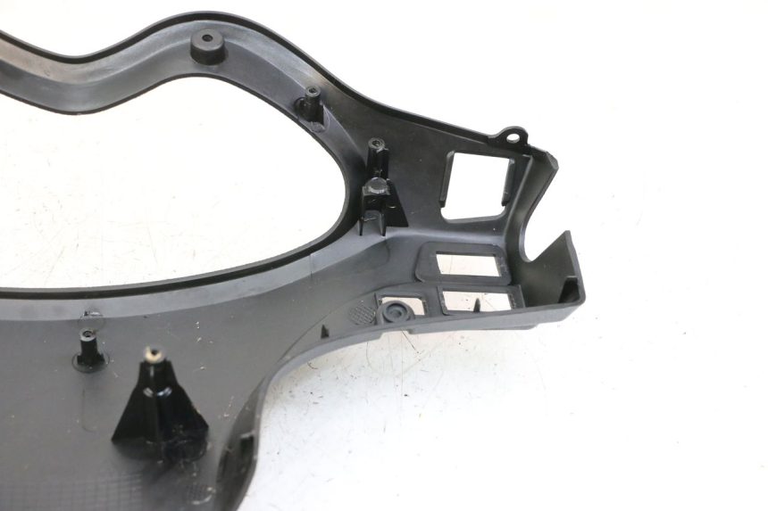 photo de OSŁONA TYLNEJ KIEROWNICY LONGJIA SHARPY 125 (2020 - 2024) - Szczegół części