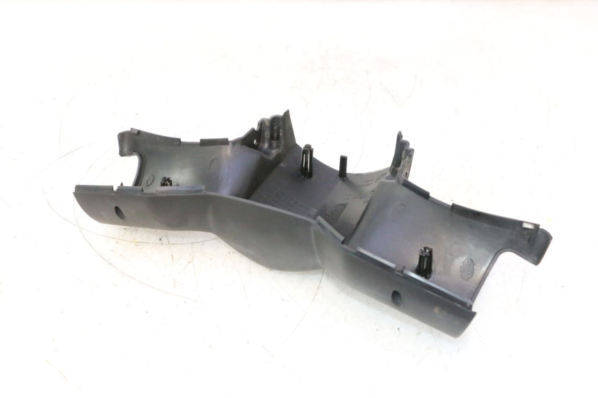 photo de OSŁONA TYLNEJ KIEROWNICY PEUGEOT LUDIX PRO 2T 50 (2010 - 2017) - Zbliżenie techniczne