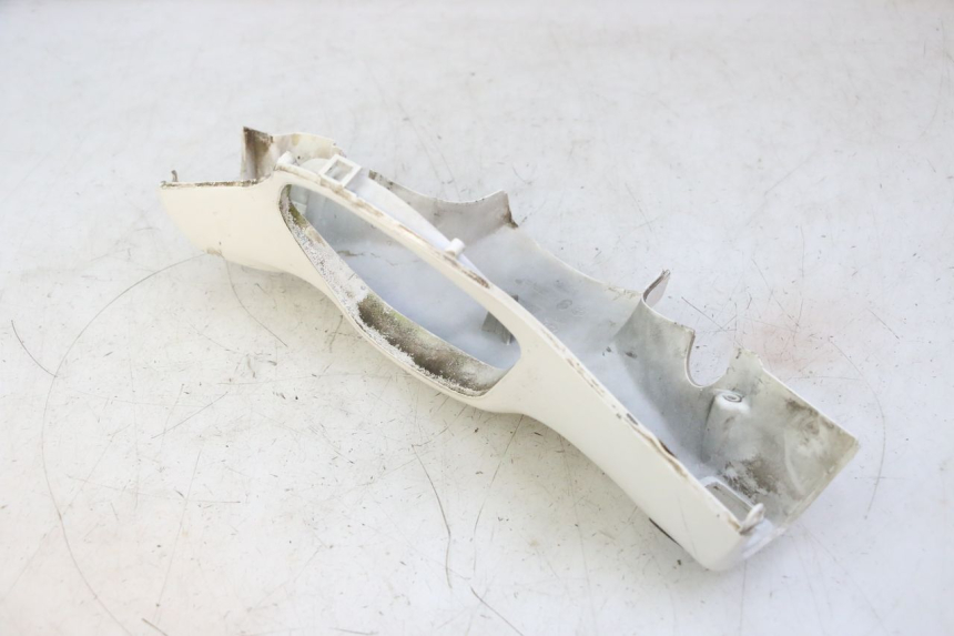 photo de OSŁONA TYLNEJ KIEROWNICY PIAGGIO LXV 4T 50 (2009 - 2013) - Szczegół części