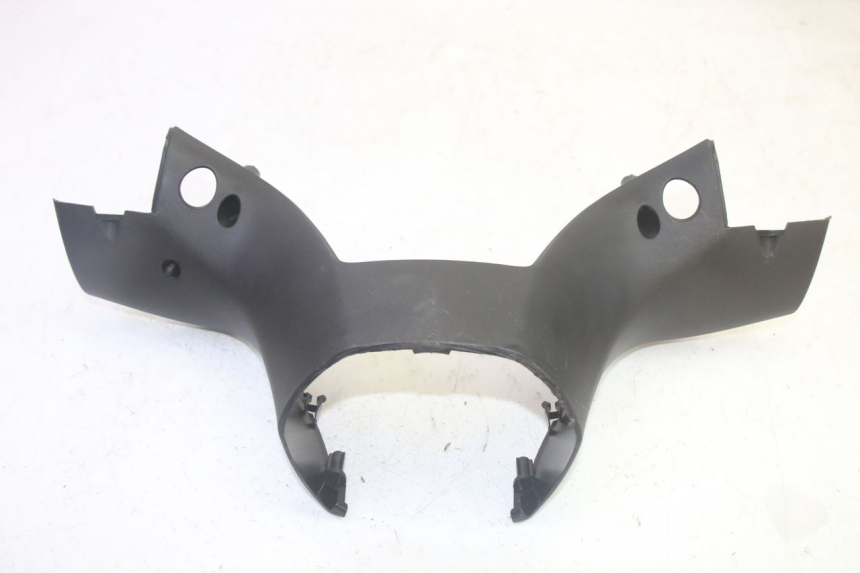 photo de OSŁONA TYLNEJ KIEROWNICY PIAGGIO MP3 HPE 350 (2018 - 2020) - Zoom stanu zużycia