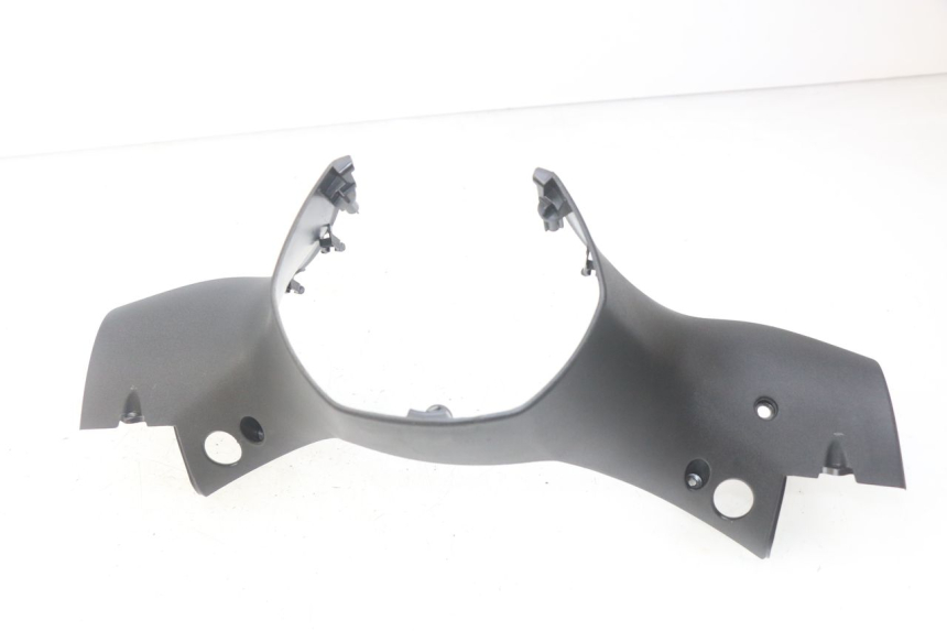 photo de OSŁONA KIEROWNICY TYLNA PIAGGIO MP3 500 (2014 - 2017) - Zoom stanu zużycia