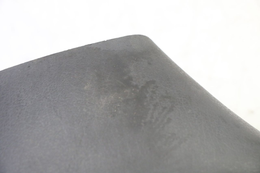 photo de OSŁONA TYLNEJ KIEROWNICY PIAGGIO MP3 500 (2011 - 2015) - Inny kąt widzenia