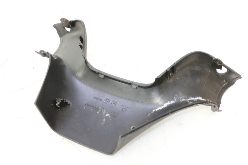 photo de OSŁONA TYLNEJ KIEROWNICY PIAGGIO MP3 125 (2006 - 2014) - Inny kąt widzenia