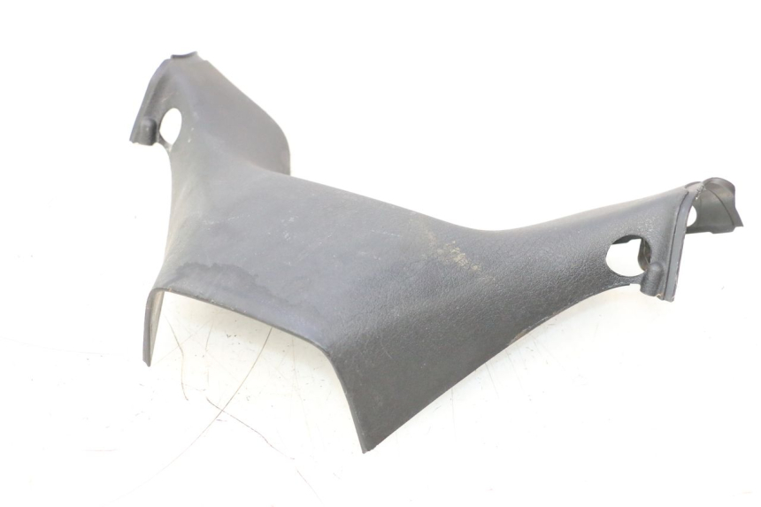 photo de OSŁONA TYLNEJ KIEROWNICY PIAGGIO MP3 125 (2006 - 2014) - Zbliżenie techniczne