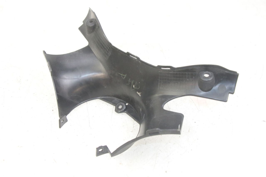 photo de OSŁONA TYLNEJ KIEROWNICY MBK MW TRYPTIK 125 (2017 - 2022) - Zbliżenie techniczne