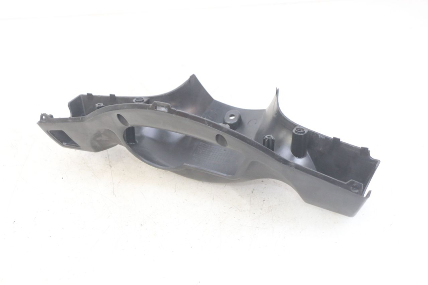 photo de OSŁONA KIEROWNICY TYLNA SYM ORBIT 2 4T 50 (2018 - 2022) - Punkty mocowania