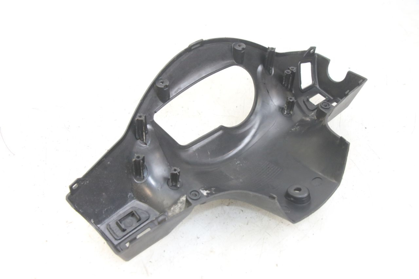 photo de OSŁONA KIEROWNICY TYLNA SYM ORBIT 2 4T 50 (2018 - 2022) - Zoom stanu zużycia