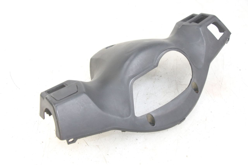 photo de OSŁONA KIEROWNICY TYLNA SYM ORBIT 2 4T 50 (2018 - 2022) - Inny kąt widzenia