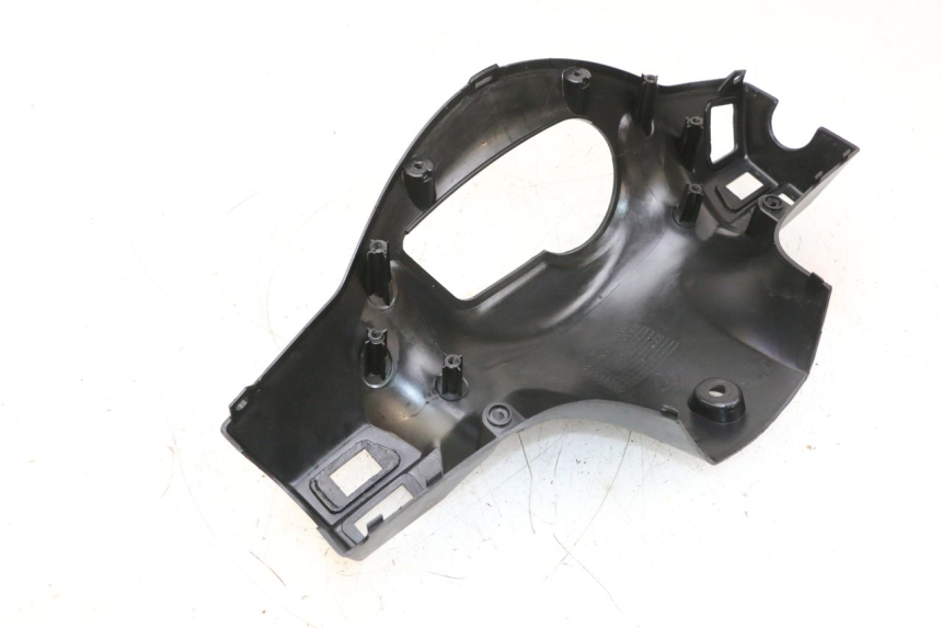 photo de OSŁONA TYLNEJ KIEROWNICY SYM ORBIT 2 50 (2008 - 2014) - Zbliżenie techniczne