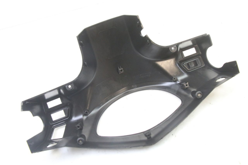 photo de OSŁONA TYLNEJ KIEROWNICY SYM ORBIT III 3 4T 50 (2021 - 2025) - Zbliżenie techniczne