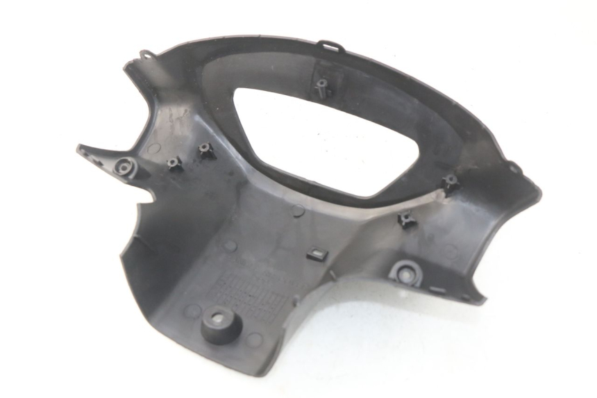 photo de OSŁONA TYLNEJ KIEROWNICY TNT MOTOR ROMA 10' 4T 50 (2019 - 2022) - Zoom stanu zużycia