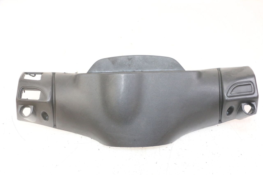 photo de OSŁONA TYLNEJ KIEROWNICY GILERA RUNNER SL 50 (2006 - 2009) - Szczegóły charakterystyczne