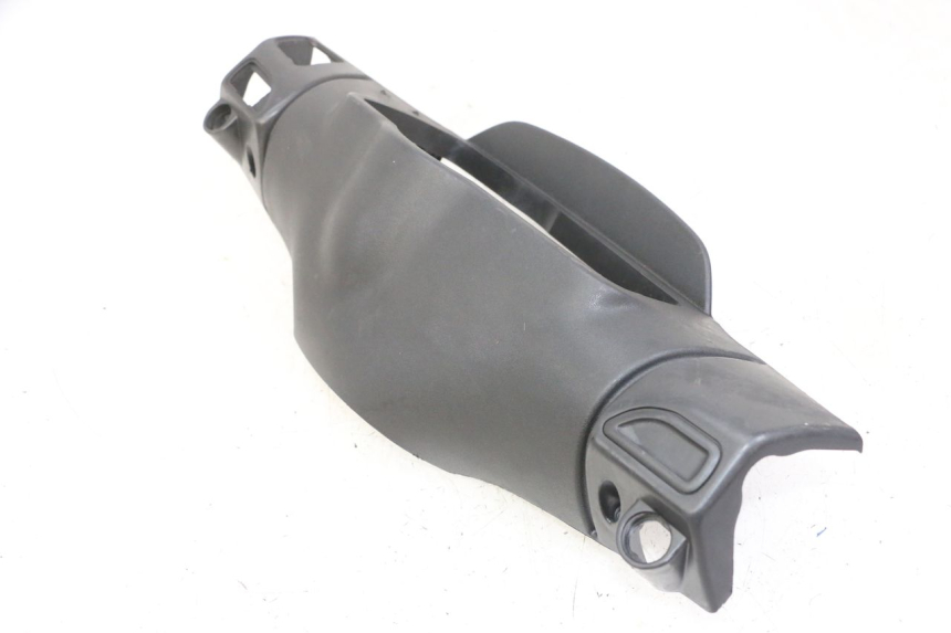 photo de OSŁONA TYLNEJ KIEROWNICY GILERA RUNNER SL 50 (2006 - 2009) - Oznaczenia i referencje