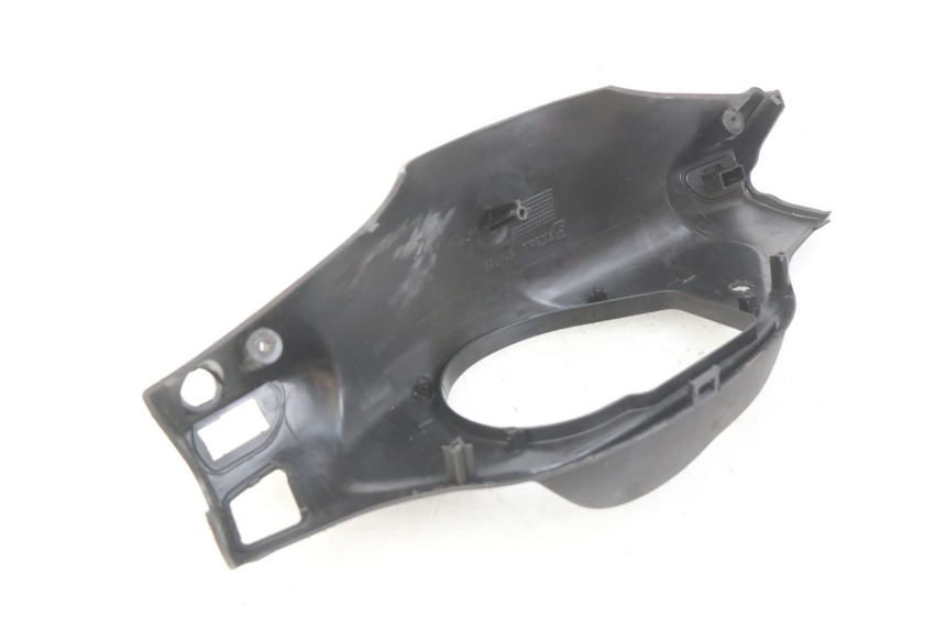 photo de OSŁONA KIEROWNICY TYLNA GILERA RUNNER SP 50 (2009 - 2017) - Szczegół części