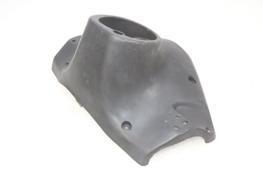 photo de OSŁONA TYLNEJ KIEROWNICY KEEWAY RY6 2T 50 (2011 - 2019) - Szczegół części